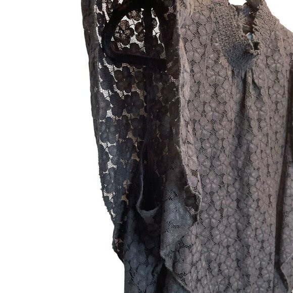 Cece Black Floral Short Flutter Sleeve Blouse Medium New - Picture 2 of 7